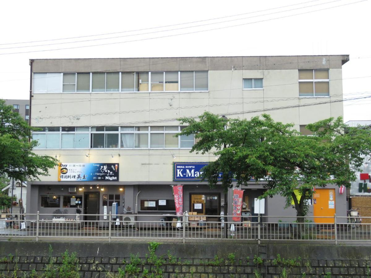 Minshuku Urbanly Hotel Matsumoto Exterior photo